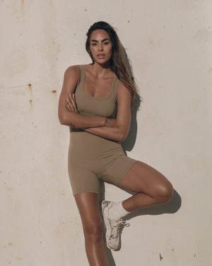 Adanola Ultimate Scoop Neck Bez Rękawów Romper Jasny Brązowe | SN-ADA56643